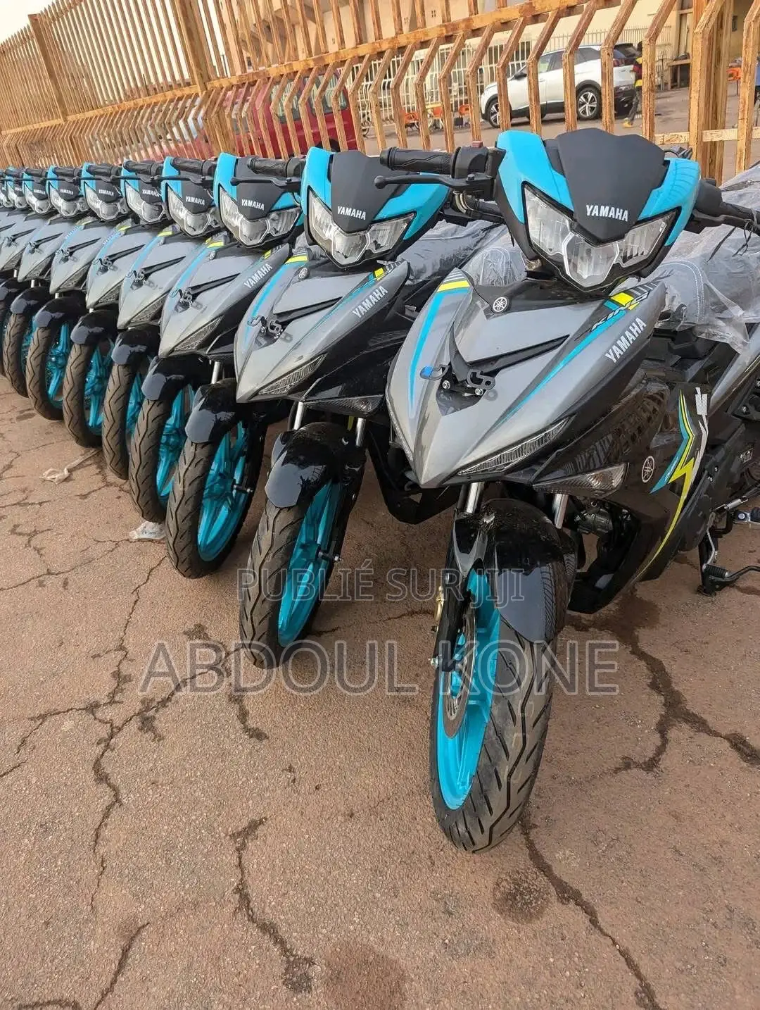 Neuf Yamaha Autre 2024 Bleu