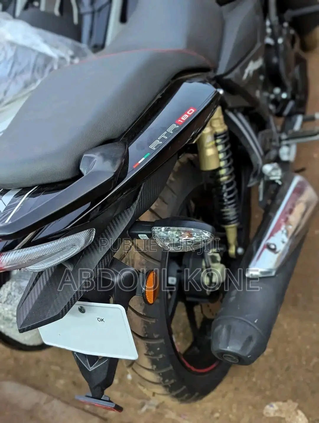 Neuf TVS Apache 180 RTR 2023 Noir