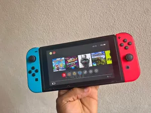 Photo - Nintendo Switch Casi Neuf Cracker