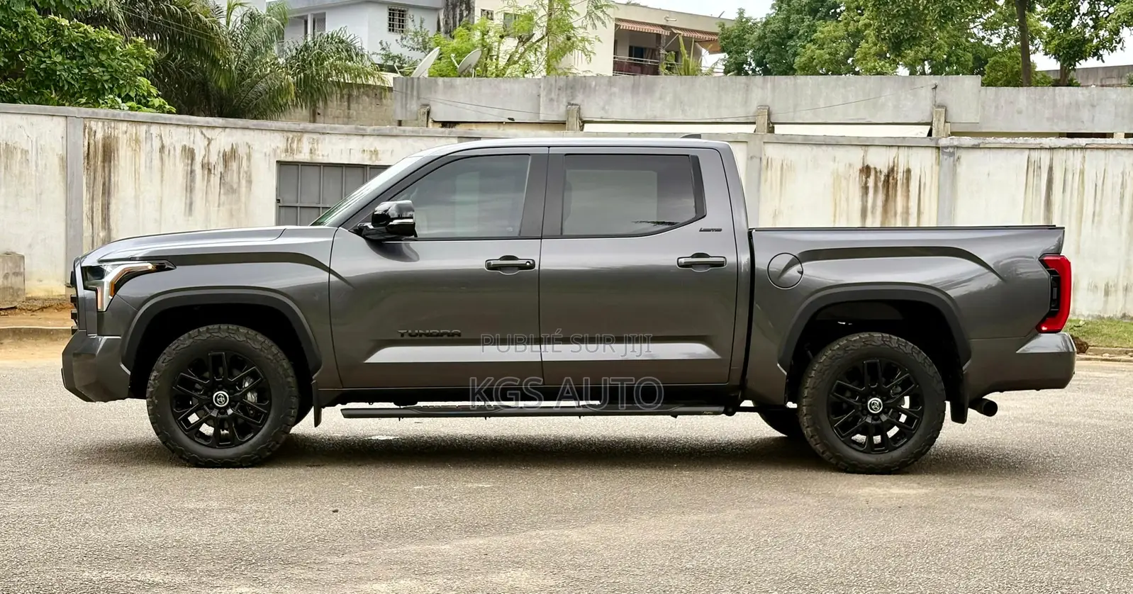 Toyota Tundra Limited Double Cab 6.5' Bed 2024 Gris