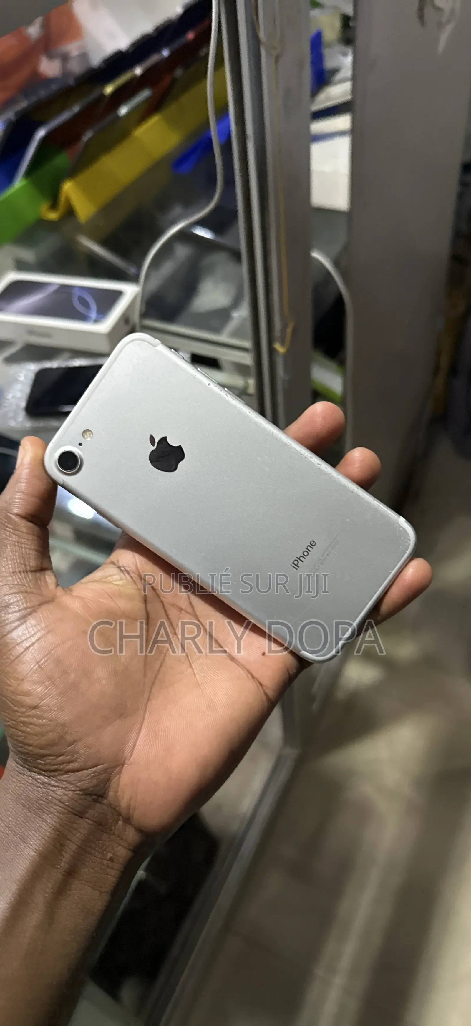 Pomme iPhone 7 32 GB Gris
