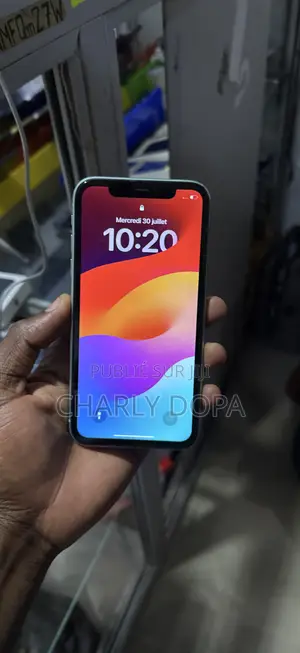 Apple iPhone 11 64 GB Vert