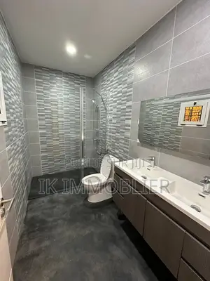 4chbre Duplex dans Ik Immobilier, Grand-Bassam à Vendre