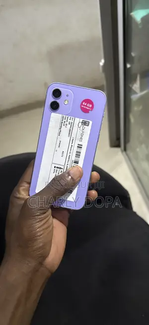 Photo - Apple iPhone 12 64 GB Violet