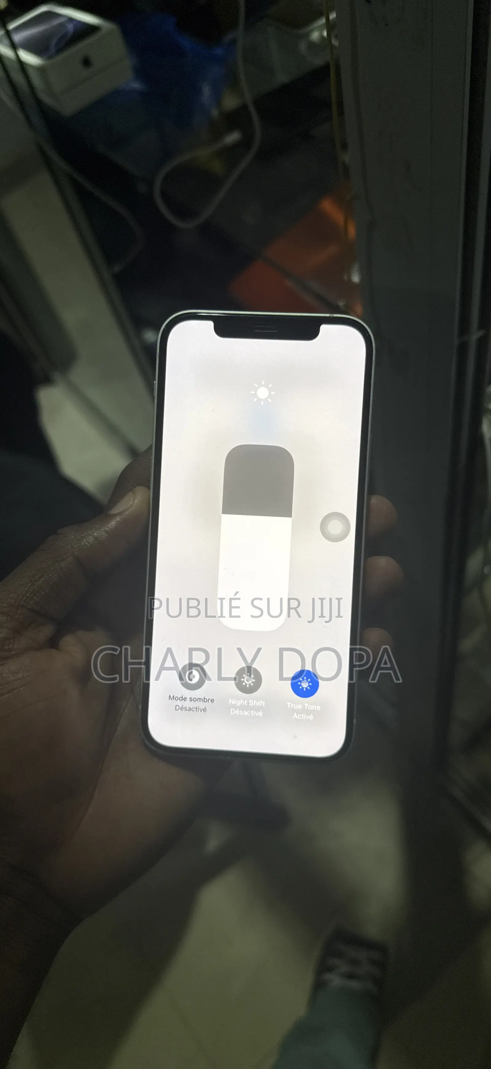 Pomme iPhone 12 64 GB Vert