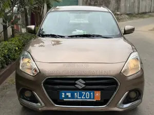 Photo - Suzuki Dzire 2023 Gris