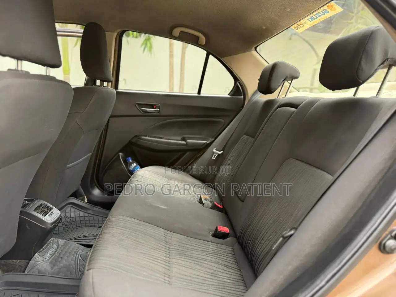 Suzuki Dzire 2023 Gris