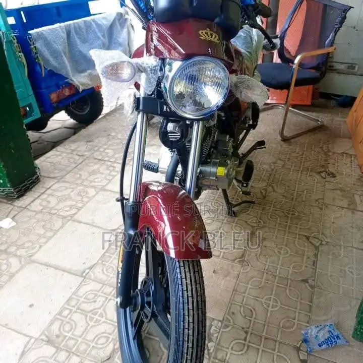 Royale Moto/Vélomoteurs 2025 Rouge