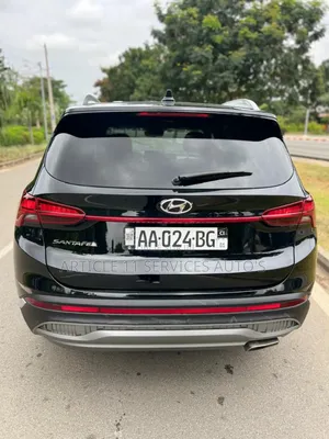 Hyundai Santa Fe SE (4 styles) 2022 Gris