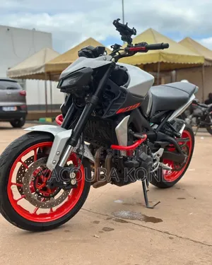 Neuf Yamaha Autre 2024 Gris