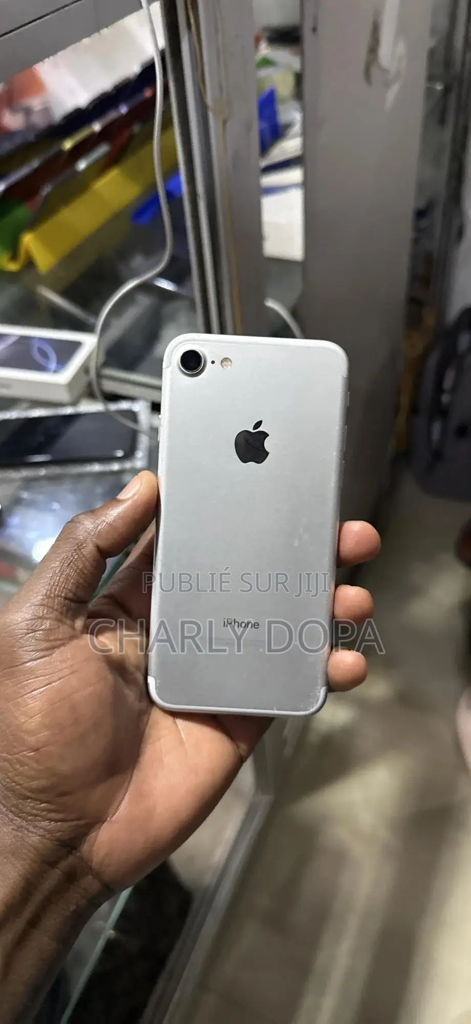 Pomme iPhone 7 32 GB Gris