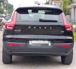 Volvo XC40 2024 Noir