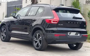 Volvo XC40 2024 Noir