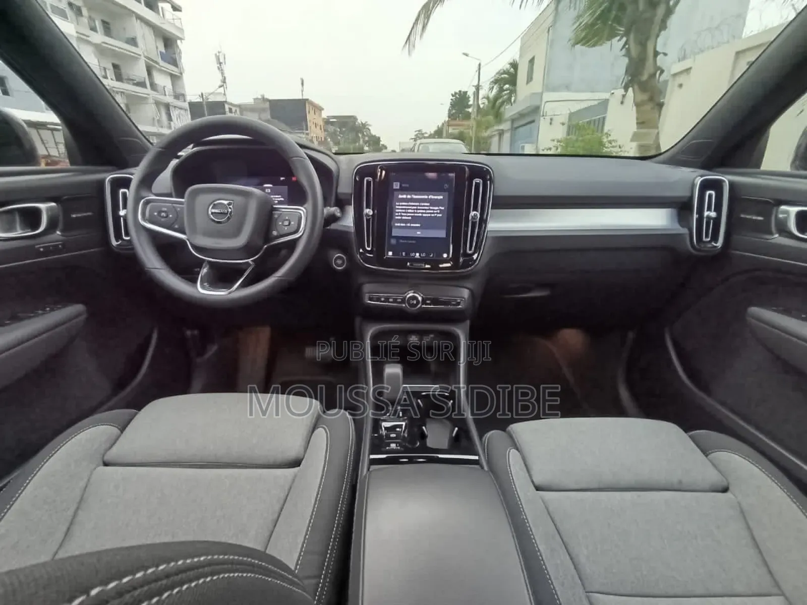 Volvo XC40 2024 Noir