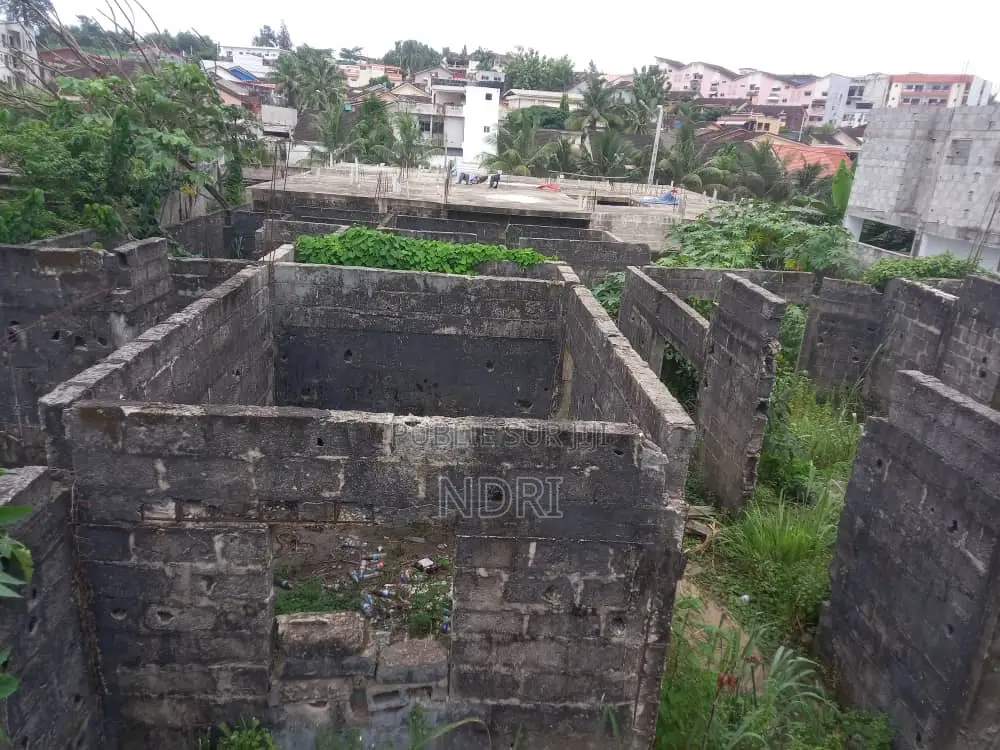 Vente De 400m2 À La Riviera Palmeraie