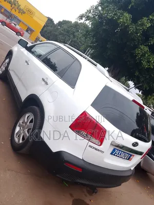 Photo - Kia Sorento 2.4L L FWD 2018 Blanc cassé