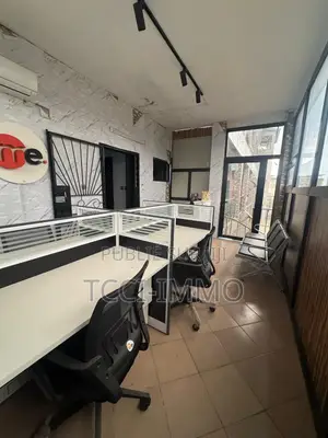 Photo - Bureau Meublé À Louer Abatta