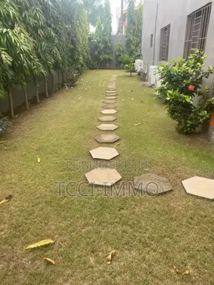 4chbre Duplex dans Tcci- Sarl, Cocody à Vendre