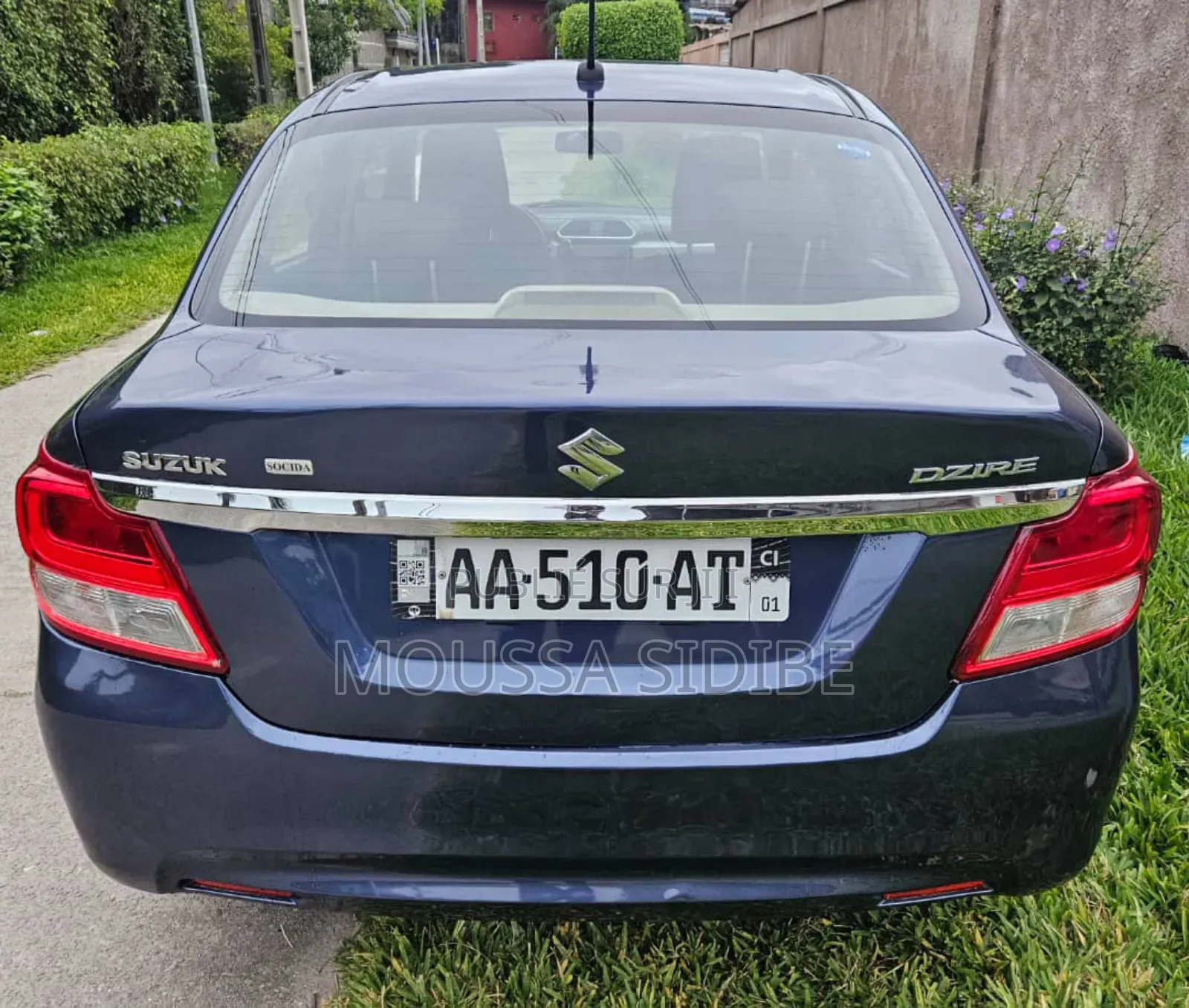 Suzuki Dzire 2023 Bleu