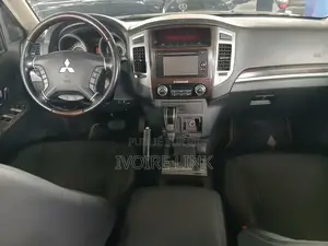 Mitsubishi Pajero V80 3.8 V6 GLS 2016 Noir