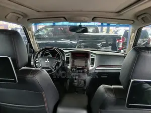 Mitsubishi Pajero V80 3.8 V6 GLS 2016 Noir