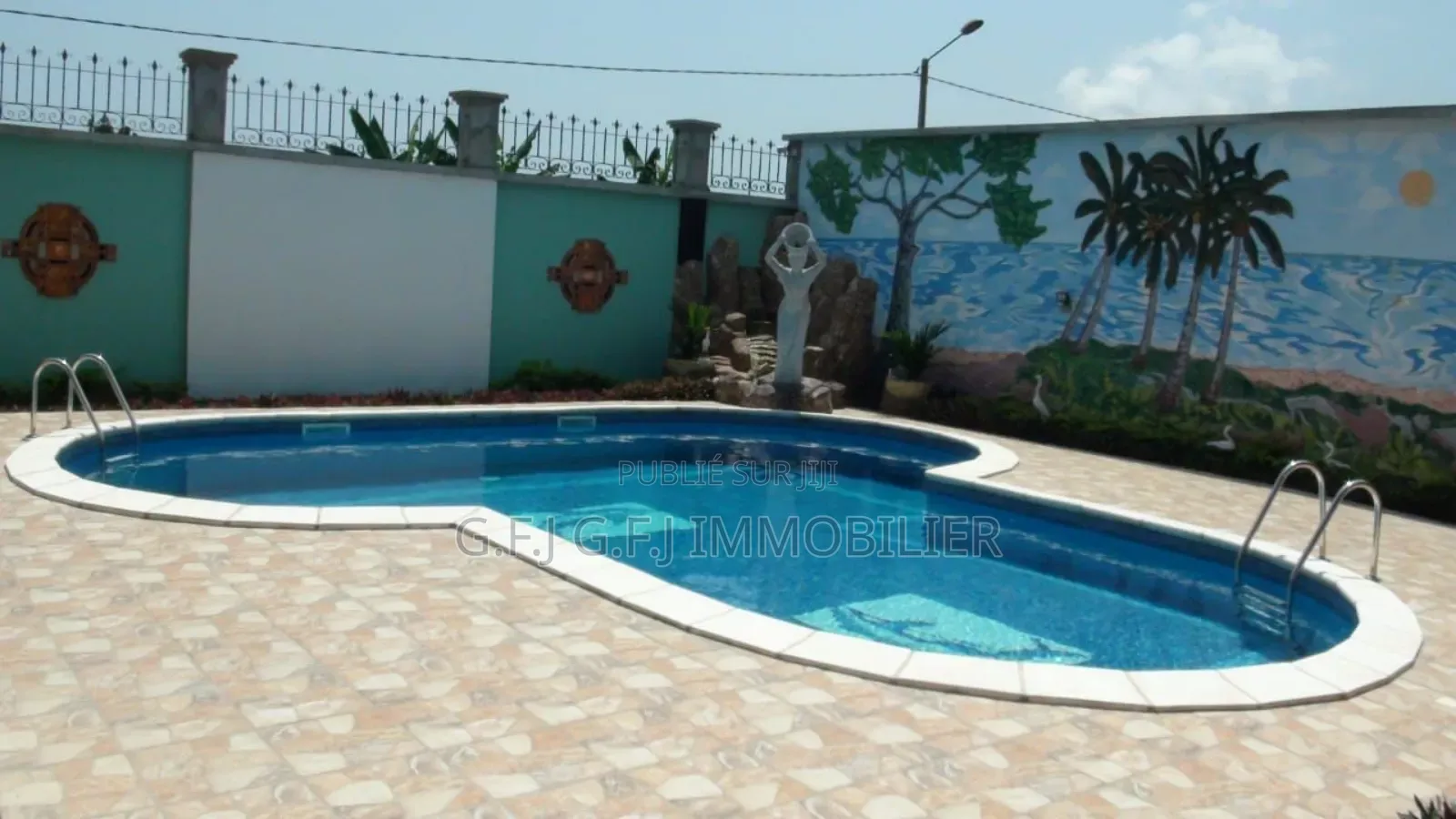 18chbre Duplex dans G.F.J Immobilier, Cocody à Vendre