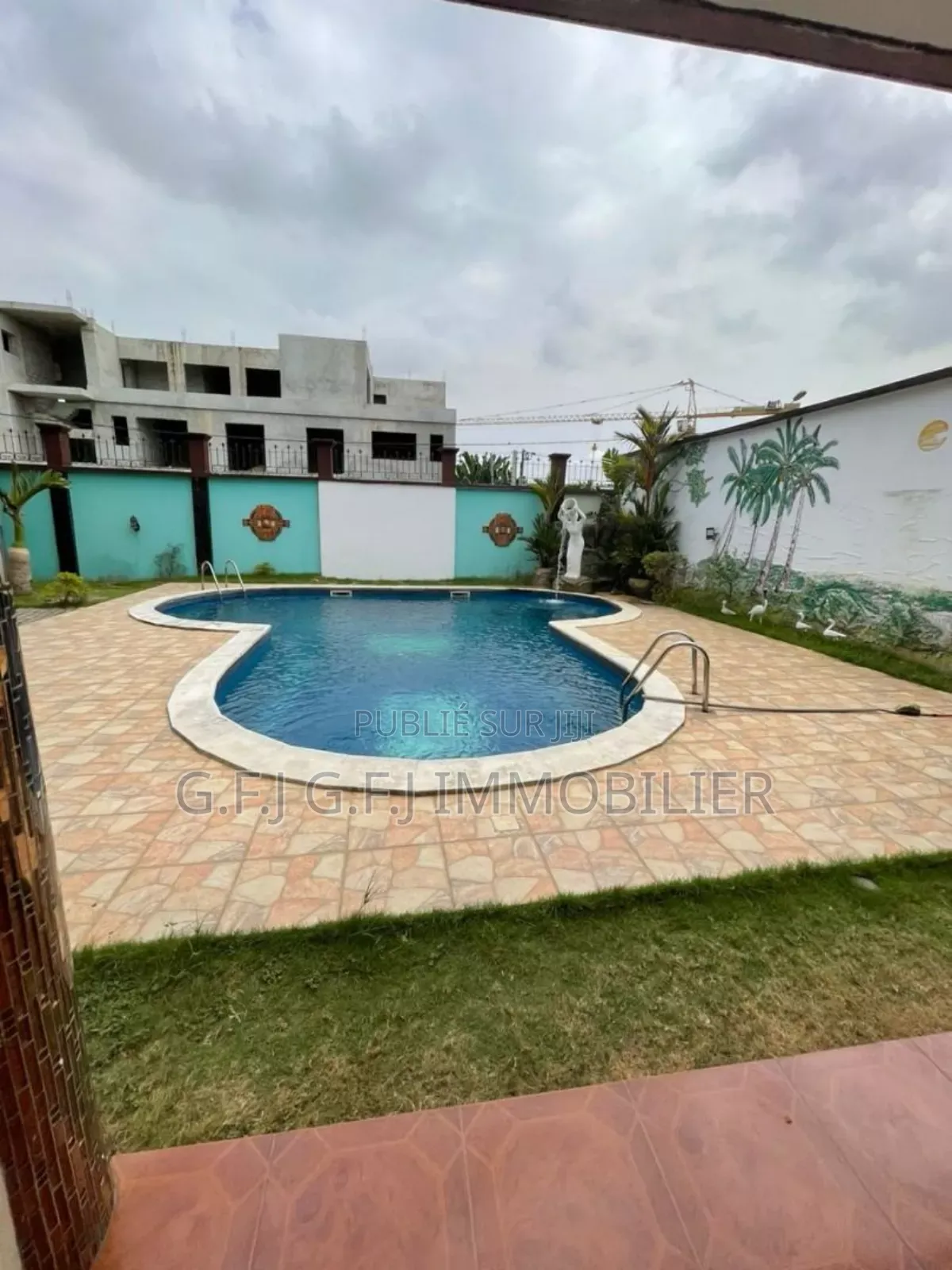 18chbre Duplex dans G.F.J Immobilier, Cocody à Vendre