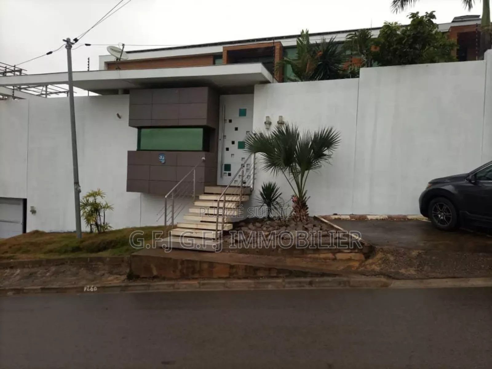 13chbre Duplex dans G.F.J Immobilier, Cocody à Vendre