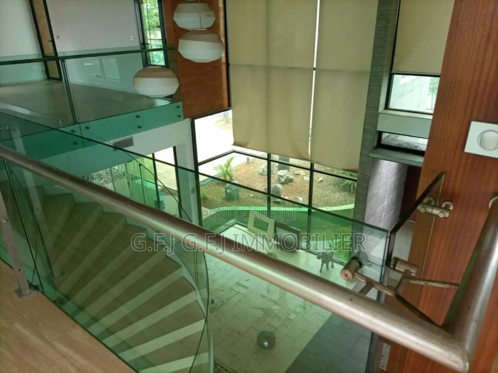 13chbre Duplex dans G.F.J Immobilier, Cocody à Vendre