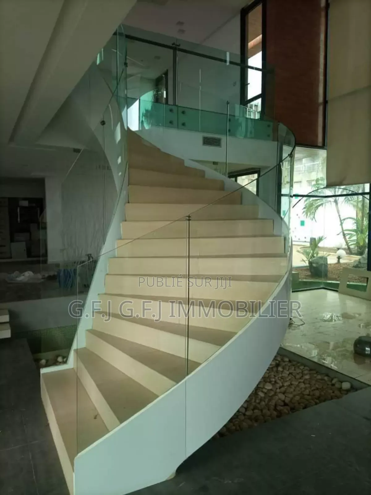 13chbre Duplex dans G.F.J Immobilier, Cocody à Vendre