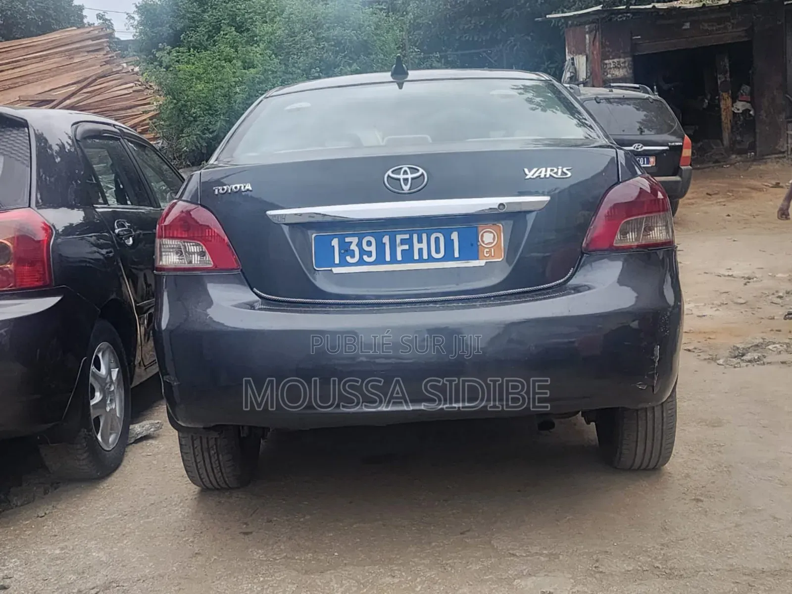 Toyota Yaris 2013 Gris