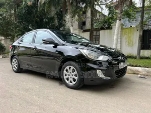 Hyundai Accent 2017 Noir