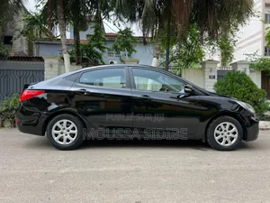 Hyundai Accent 2017 Noir