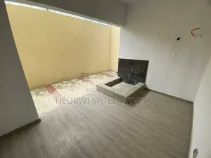 4chbre Duplex dans Bingerville à Vendre