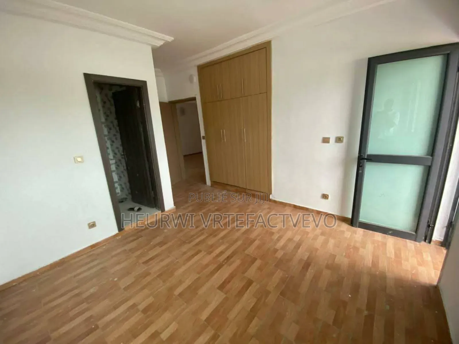 4chbre Duplex dans Bingerville à Vendre