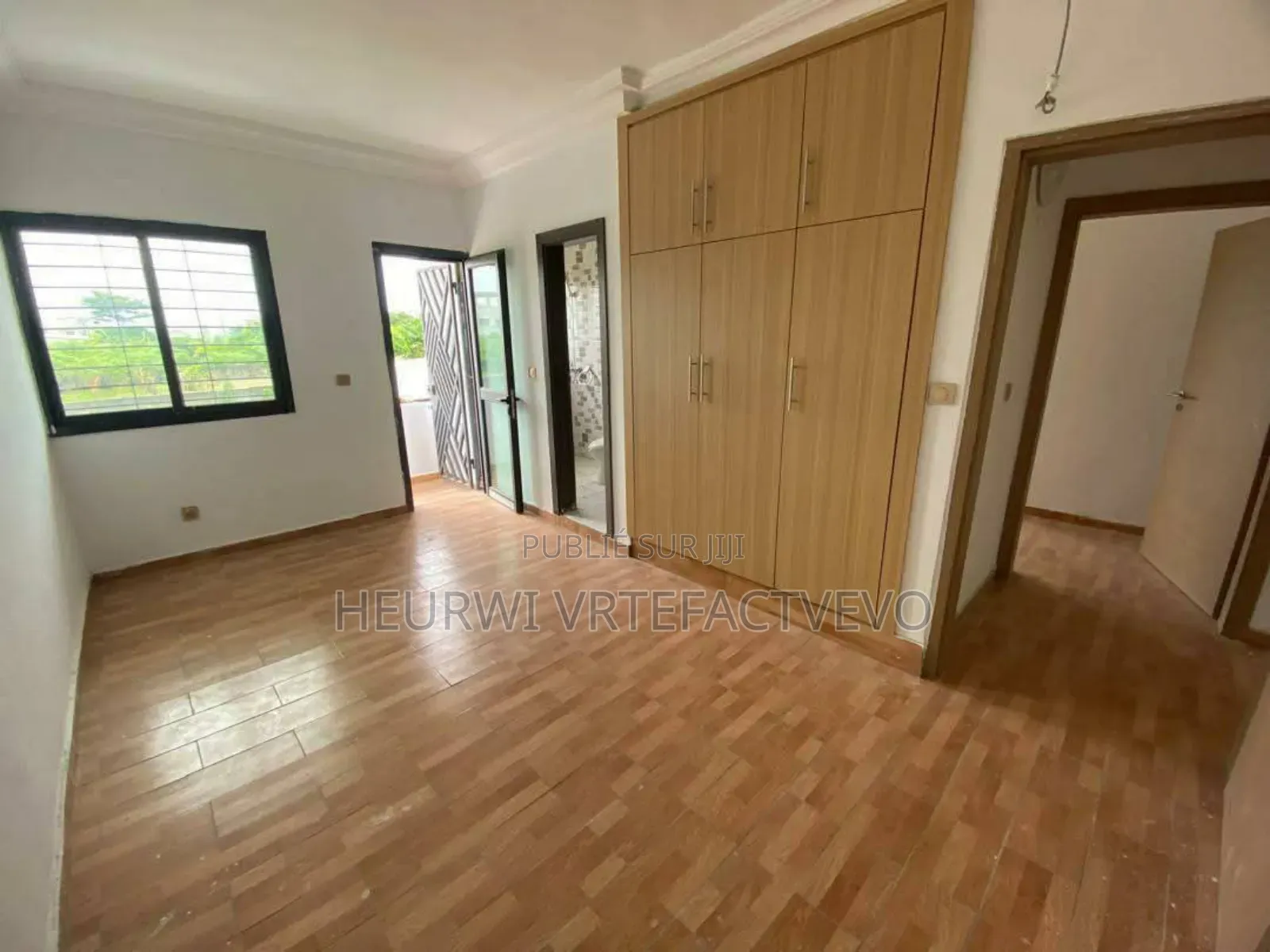 4chbre Duplex dans Bingerville à Vendre