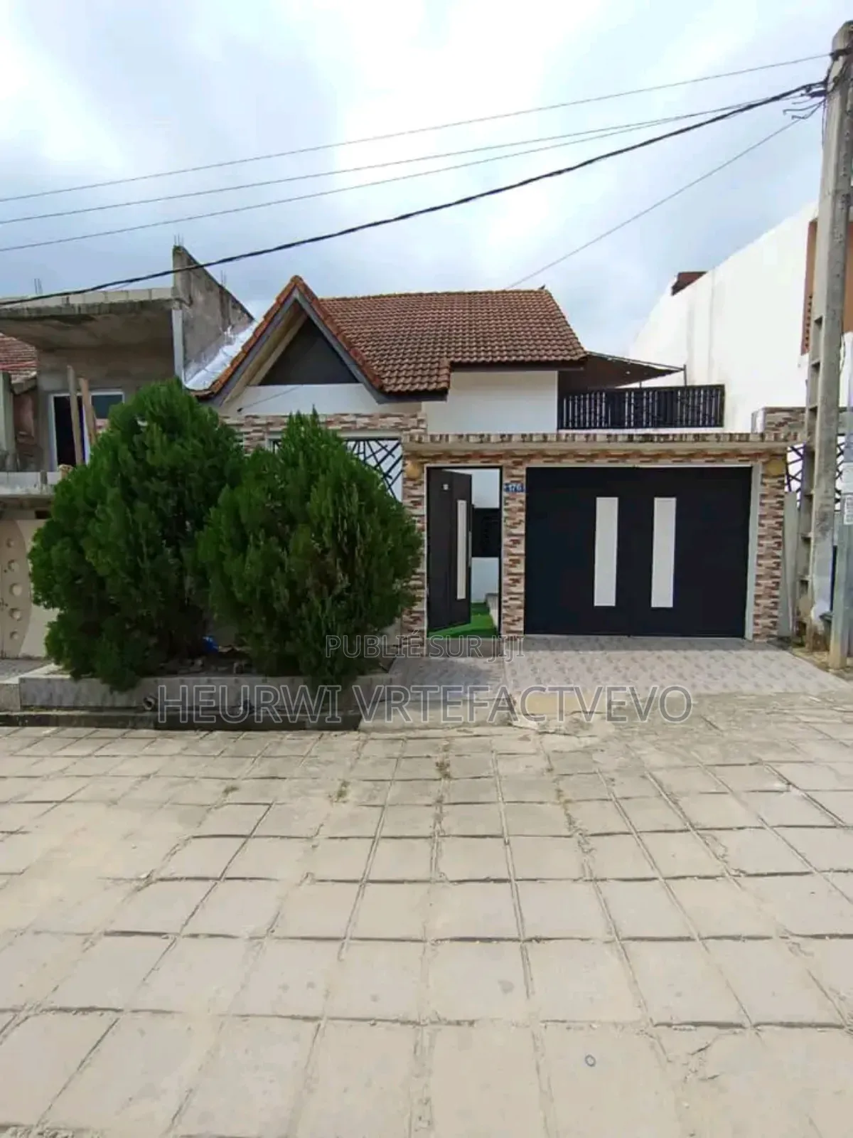 3chbre Villa dans Fer Kessé, Bingerville à Vendre