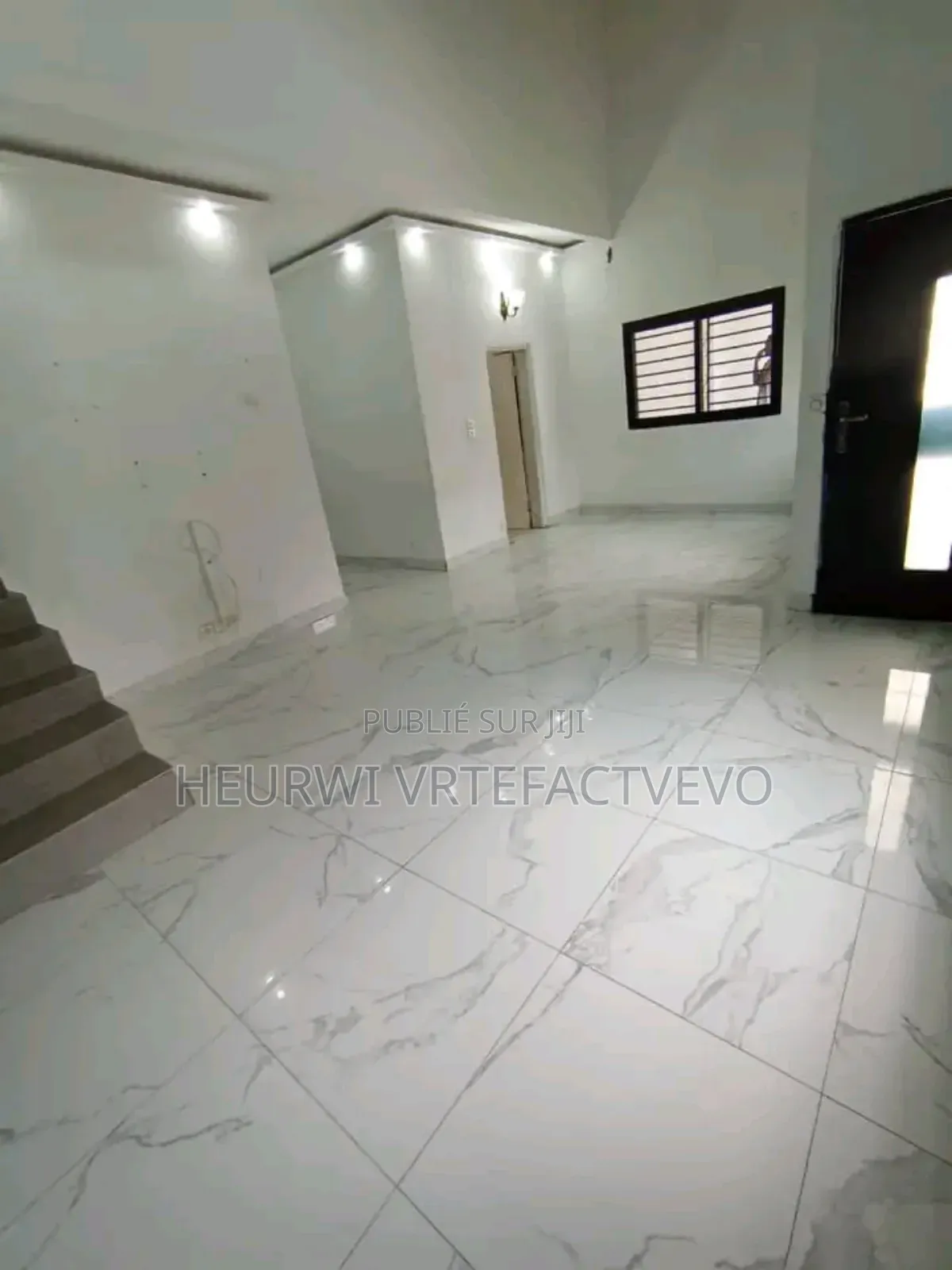 3chbre Villa dans Fer Kessé, Bingerville à Vendre