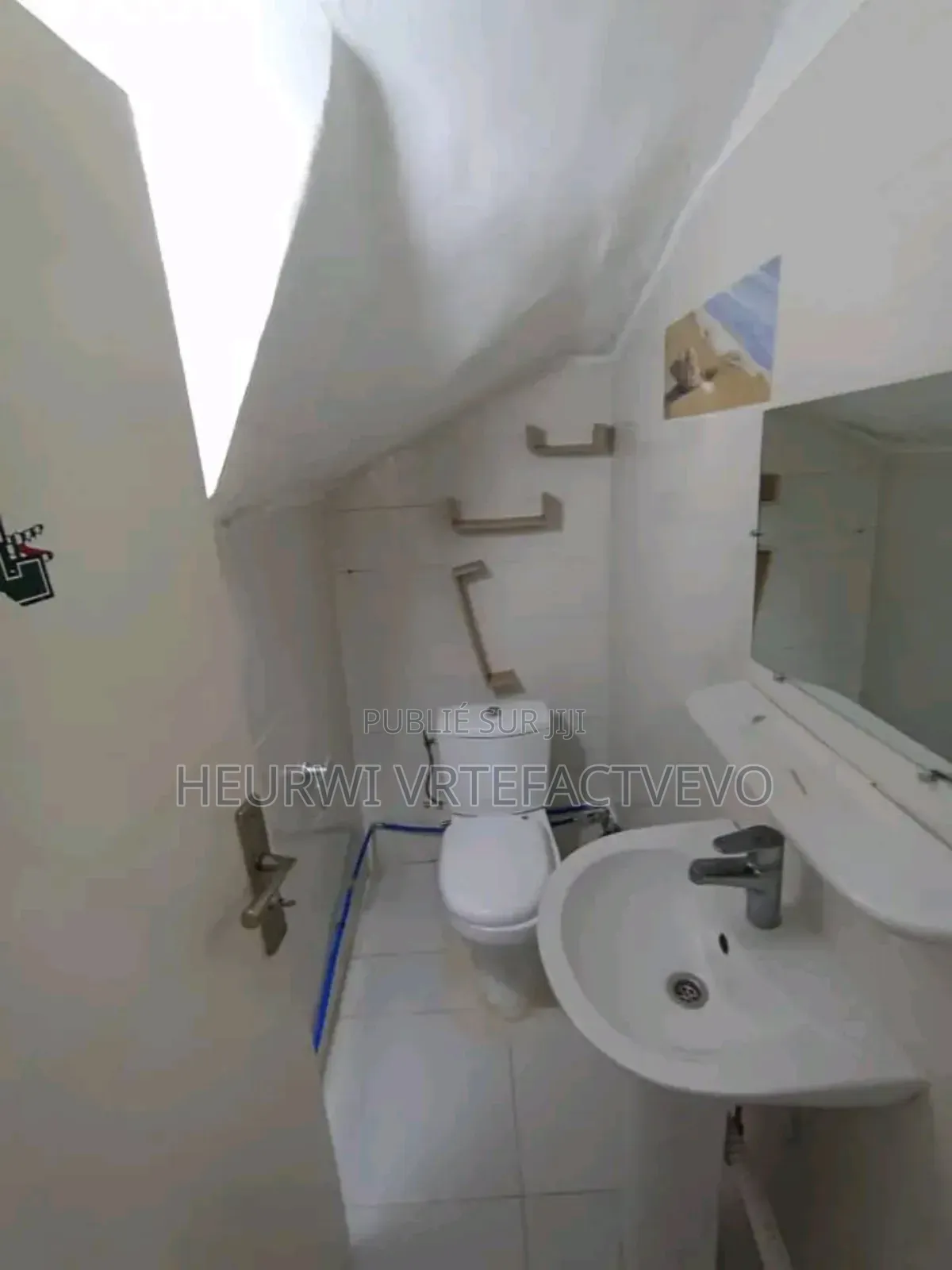 3chbre Villa dans Fer Kessé, Bingerville à Vendre