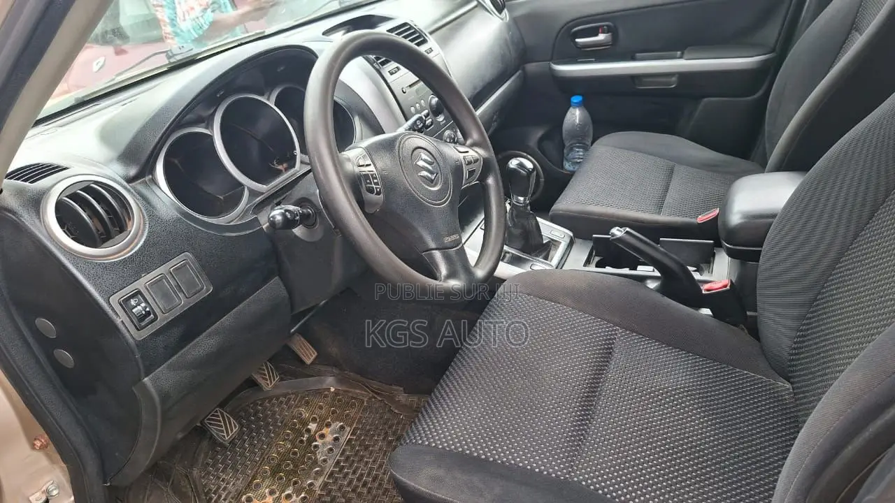 Suzuki Vitara 2013 Beige