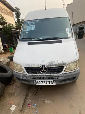 Photo - Mercedes-Benz Sprinter 2018 Blanc