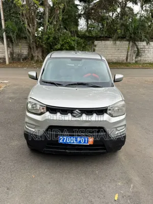 Photo - Suzuki S-Presso 2022 Gris