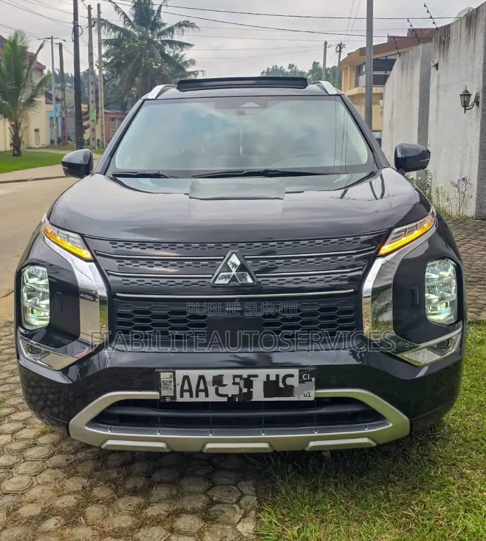 Mitsubishi Outlander 2025 Noir