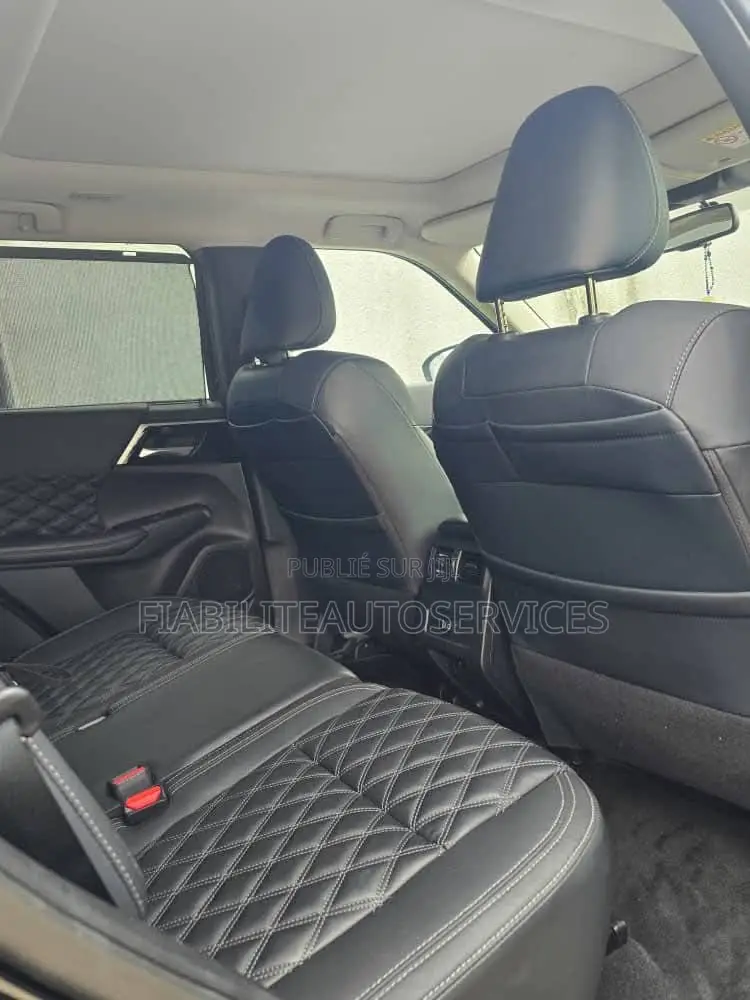 Mitsubishi Outlander 2025 Noir