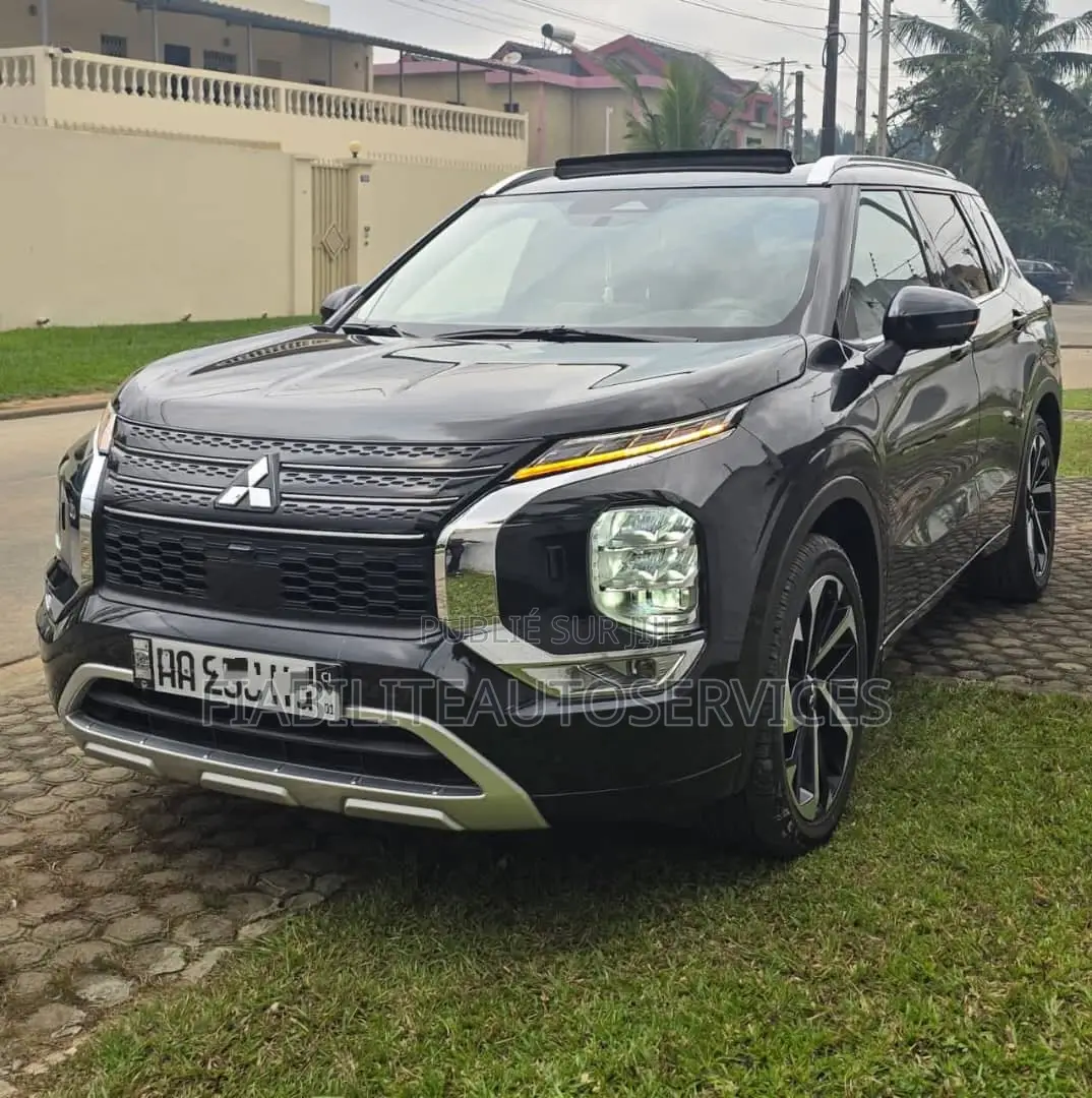 Mitsubishi Outlander 2025 Noir