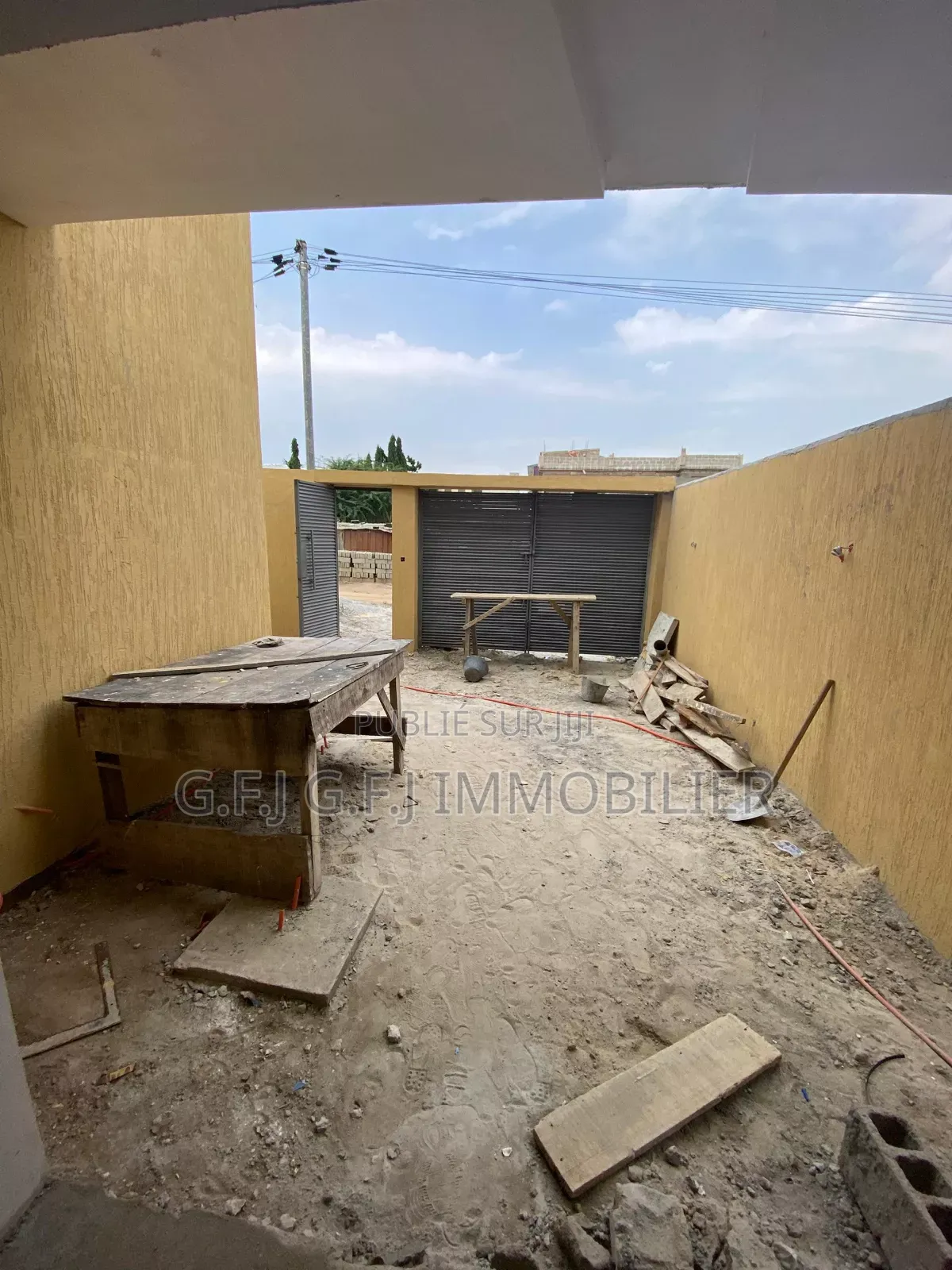 4chbre Duplex dans G.F.J Immobilier, Cocody à Vendre