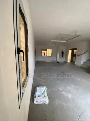 4chbre Duplex dans G.F.J Immobilier, Cocody à Vendre