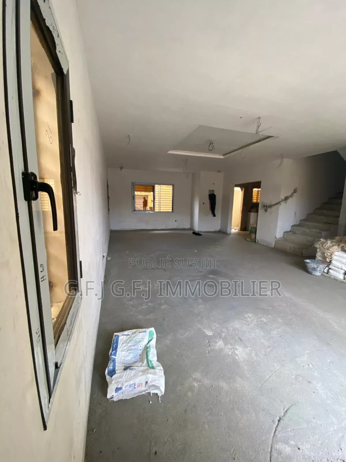 4chbre Duplex dans G.F.J Immobilier, Cocody à Vendre