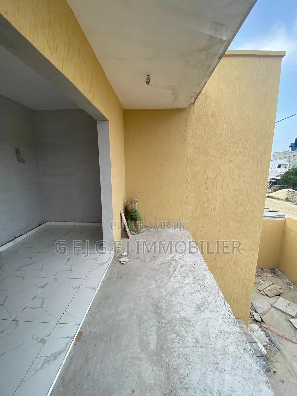 4chbre Duplex dans G.F.J Immobilier, Cocody à Vendre