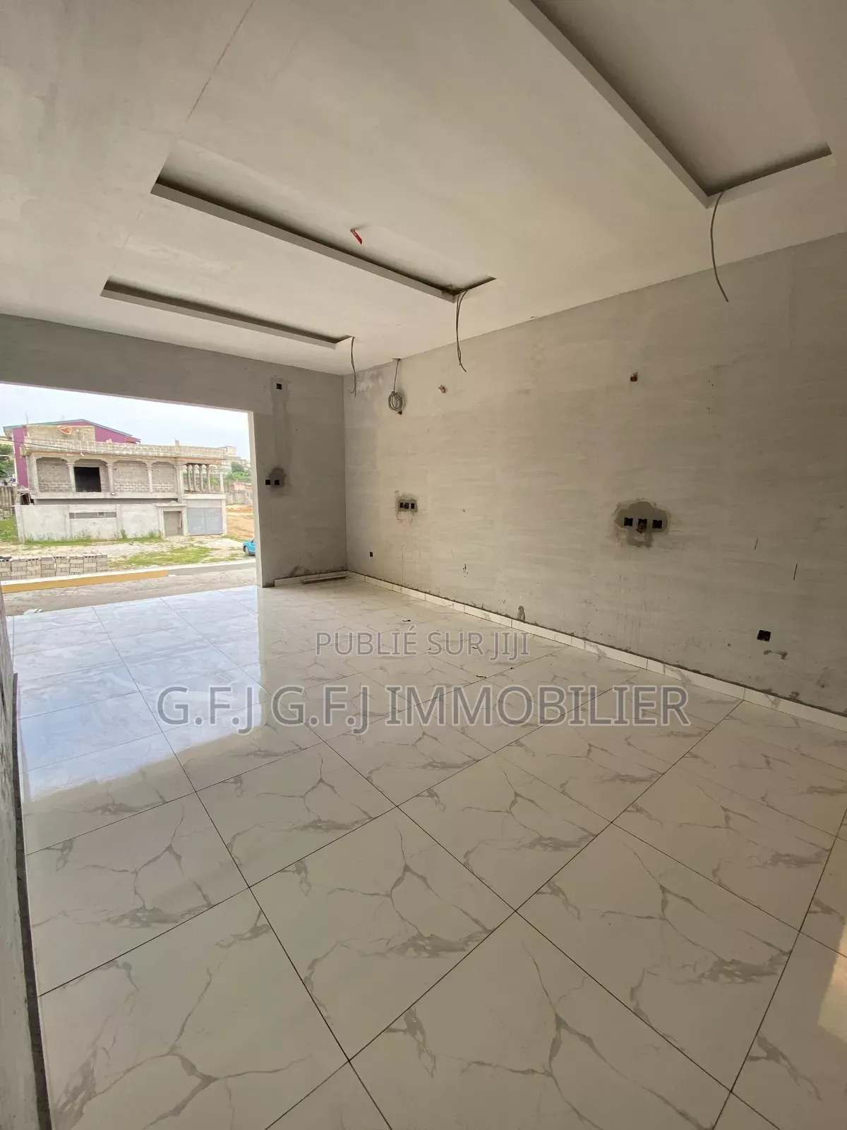 4chbre Duplex dans G.F.J Immobilier, Cocody à Vendre